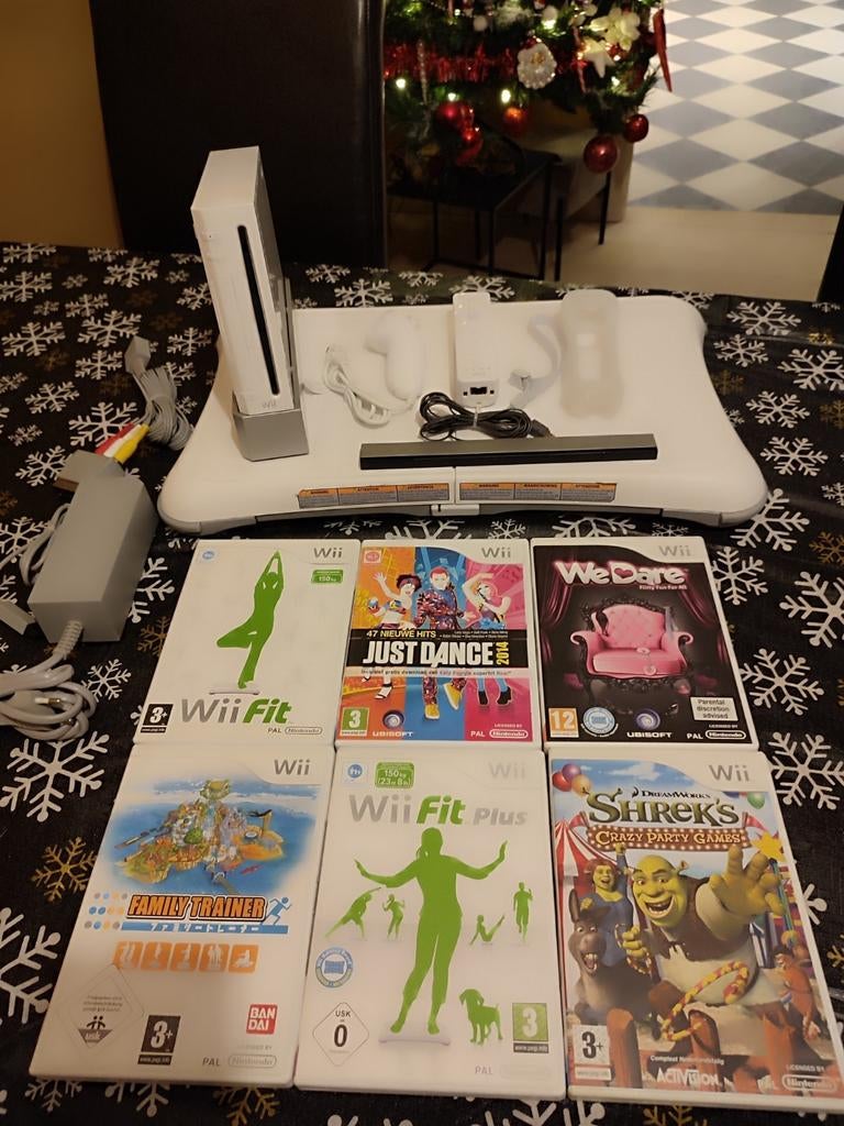 Wii met balance board in prima staat., Games en Spelcomputers, Spelcomputers | Nintendo Wii, Zo goed als nieuw, Ophalen of Verzenden