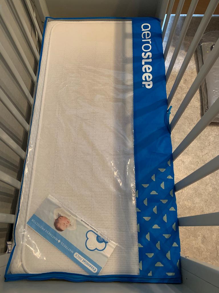 Matelas lit cage Aerosleep et ses deux housses, Ophalen, Zo goed als nieuw, Matras