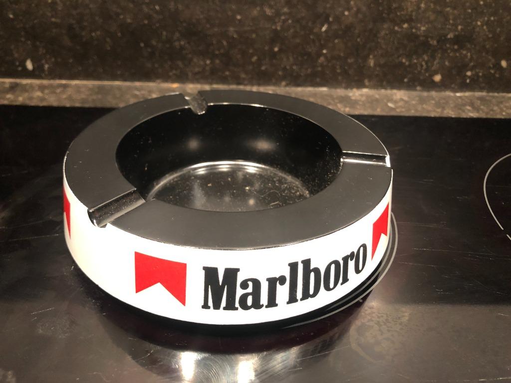 MARLBORO asbak by mebel Italy, Ophalen of Verzenden, Gebruikt, Asbak
