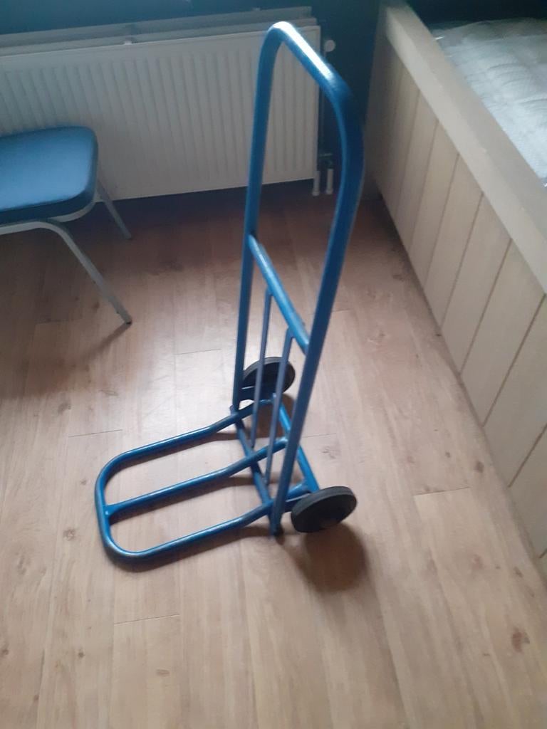 Steekwagentje prima staat, Ophalen