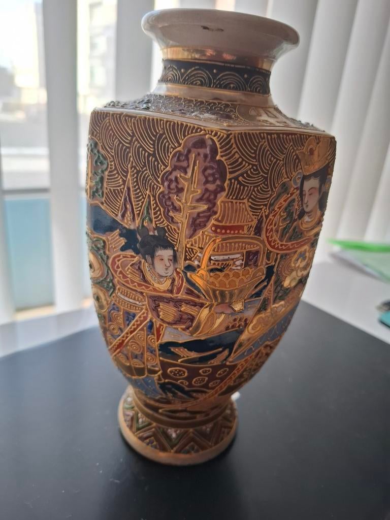 Antieke Japanse Satsuma vaas – Meiji periode (ca. 1880–1910), Antiquités & Art, Antiquités | Vases, Enlèvement
