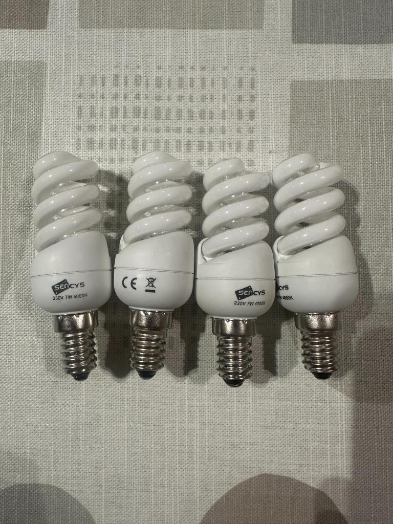 Lampe led e14 7W 4000k, Comme neuf, Enlèvement, Moins de 30 watts, E14 (petit)