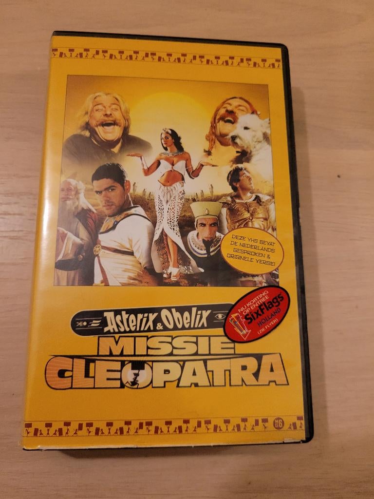 k7 vhs Astérix et Obélix : Mission Cléopâtre, Cd's en Dvd's, VHS | Film, Zo goed als nieuw, Komedie, Ophalen of Verzenden