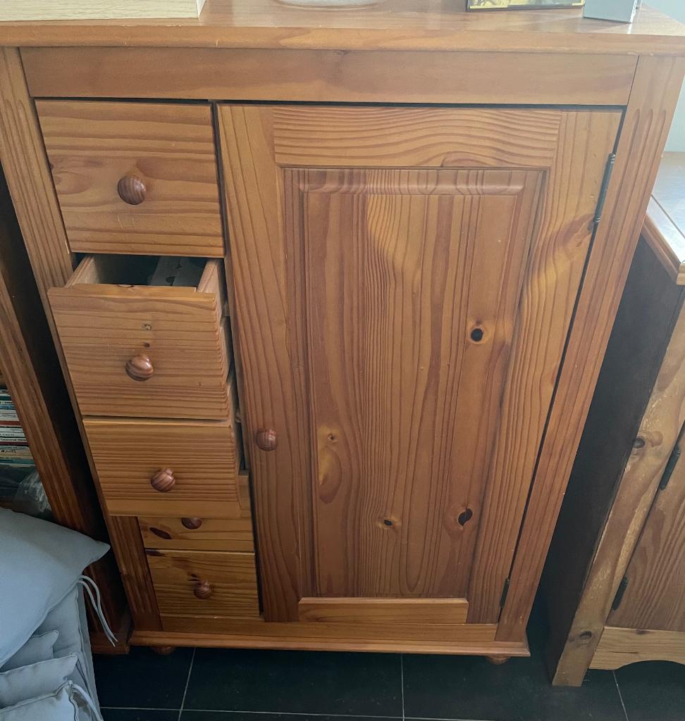 Commode, 3 ou 4 tiroirs, 25 à 50 cm, Enlèvement, Utilisé