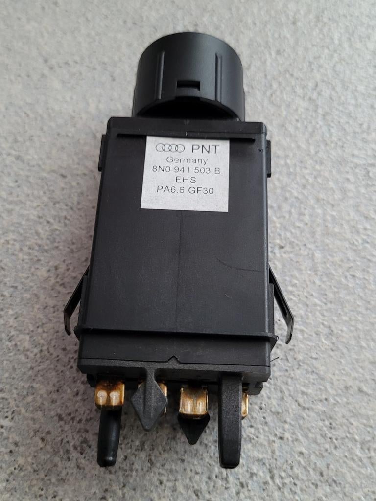 Knop achterruit ontdooiing audi tt mk1, Enlèvement ou Envoi, Utilisé, Audi