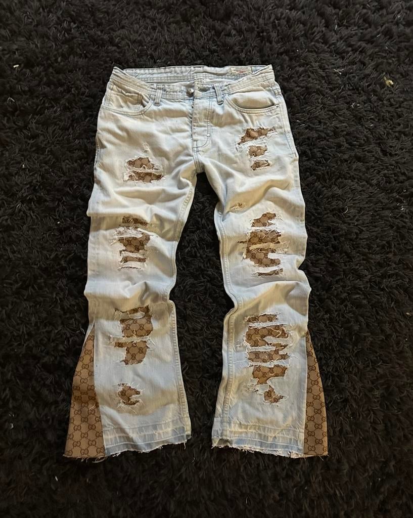 Jean flare custom Gucci, Ophalen of Verzenden, Zo goed als nieuw, Blauw, Overige jeansmaten