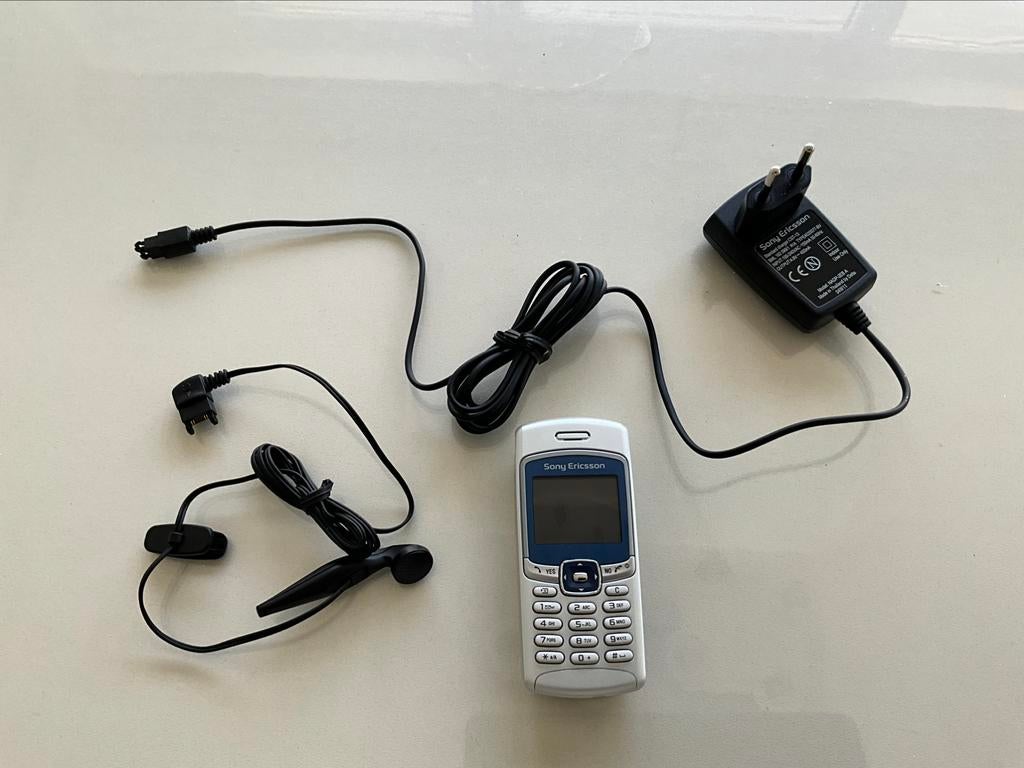 Phone Sony Ericsson 2669/67, Enlèvement ou Envoi, Comme neuf