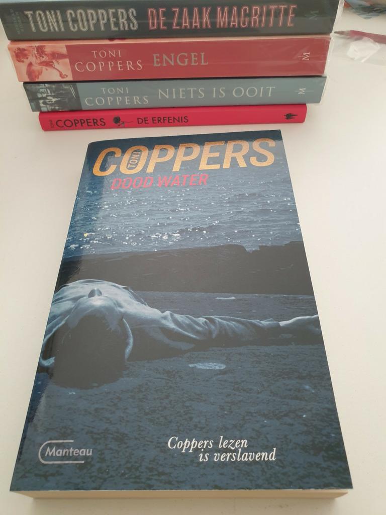 Toni Coppers: DOOD WATER deel 7 editie 2020  9789903250255, Enlèvement ou Envoi, Comme neuf