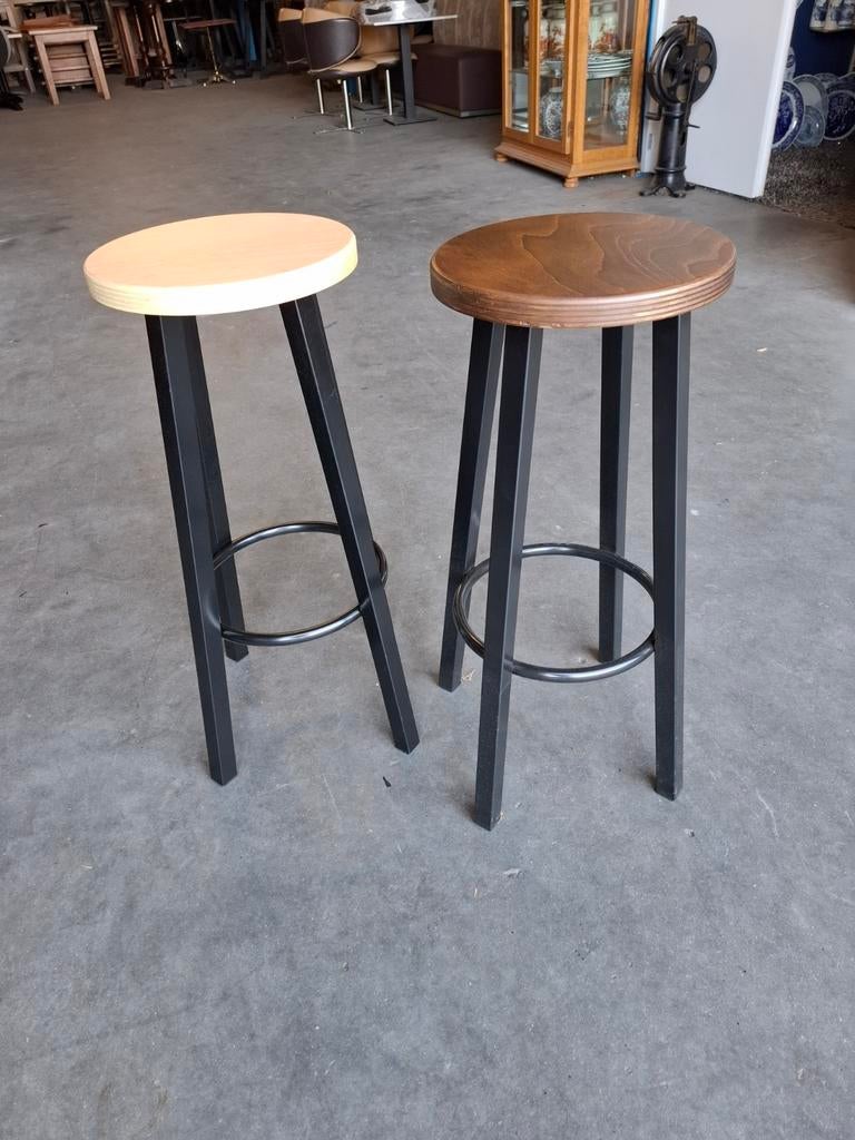 Partij krukken NIEUW voor GEBRUIKTE prijs cafe horeca SOLDEN, Ophalen of Verzenden, Zo goed als nieuw, Hout