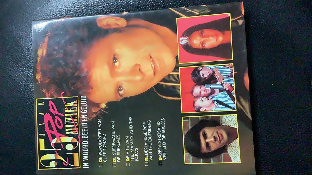 25 jaar popmuziek  2 boeken uitgeverij Lecturama, Ophalen of Verzenden, Zo goed als nieuw, Overige typen