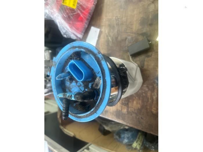 Benzinepomp van een Volkswagen Golf, Auto-onderdelen, Ophalen of Verzenden, 3 maanden garantie, Gebruikt, Volkswagen