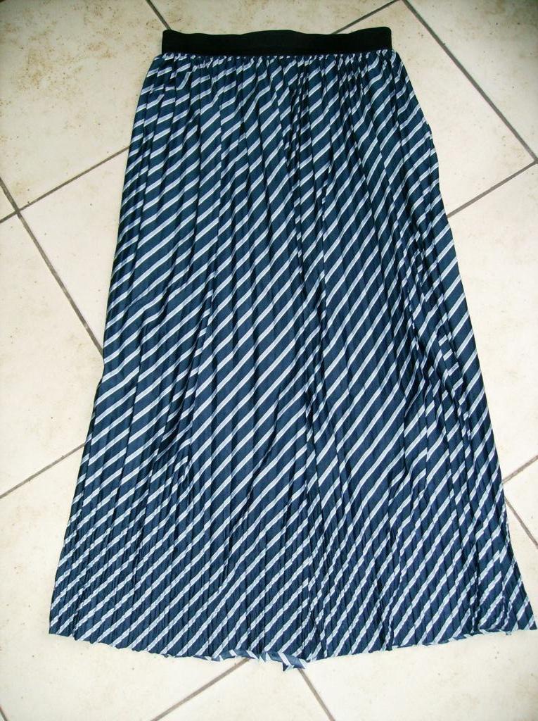 blauwe rok met schuine strepen mt XS, Enlèvement ou Envoi, Porté, Taille 34 (XS) ou plus petite, Bleu