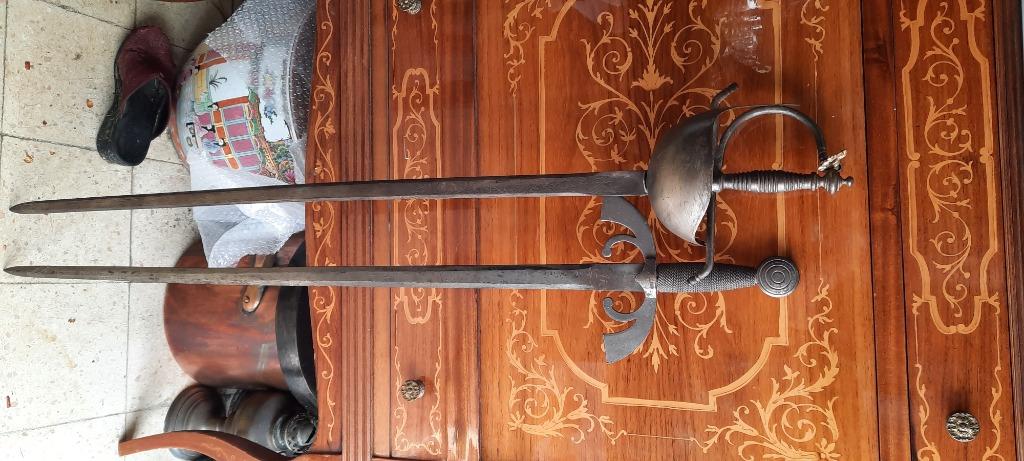 Épée espagnole Toledo, Collections, Enlèvement, Armée de terre