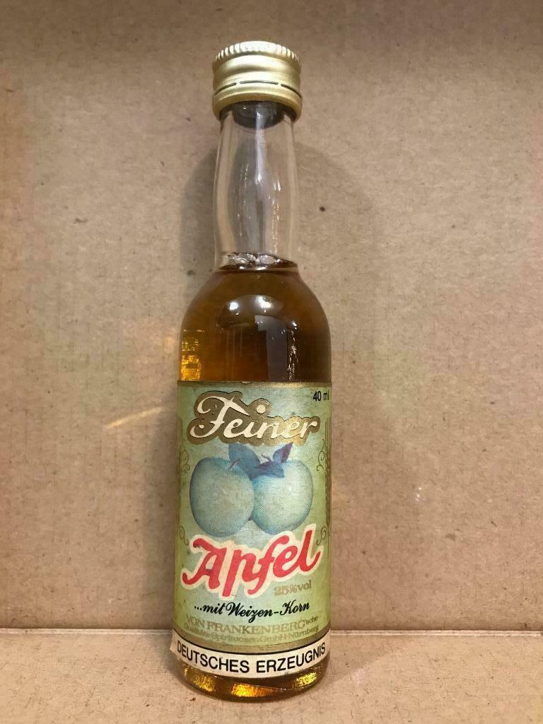 Feiner Apfel - Von Frankenberg - Mignonnette d'alcool - 40ml, Autres régions, Enlèvement ou Envoi, Pleine, Utilisé