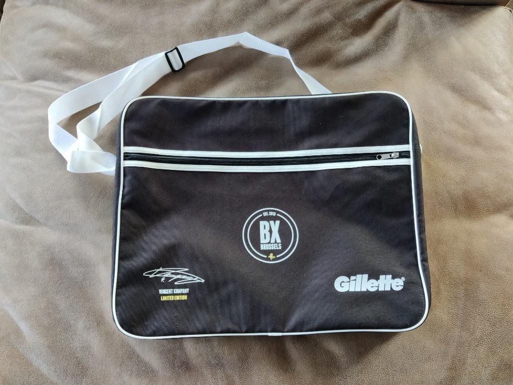 Draagtas Gilette - Vincent Kompany limited edition, Ophalen of Verzenden, Zo goed als nieuw