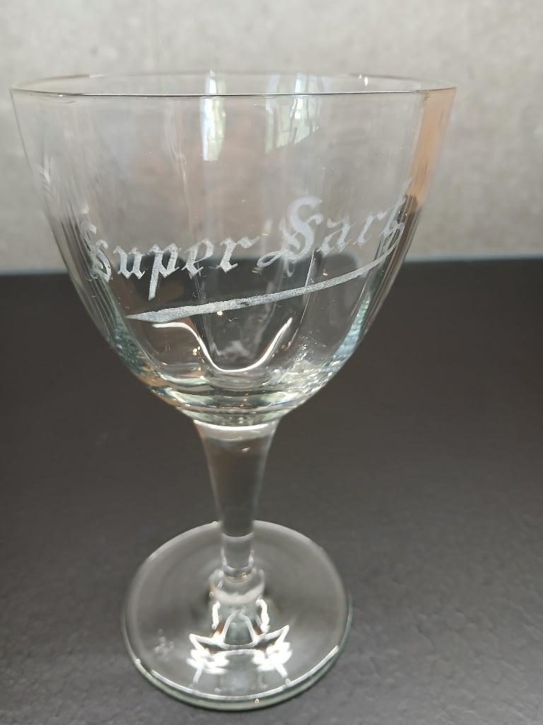 Ancien verre sur pied à l'acide SUPER SART de la Brie Montpl, Antiquités & Art, Antiquités | Verre & Cristal, Enlèvement ou Envoi