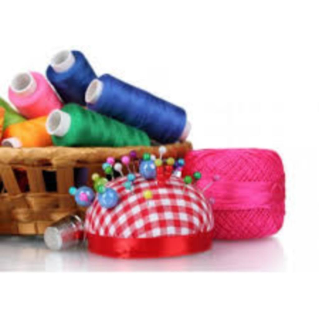 Couture, ourlet, tirettes, retouches, tentures..., Enlèvement, Utilisé