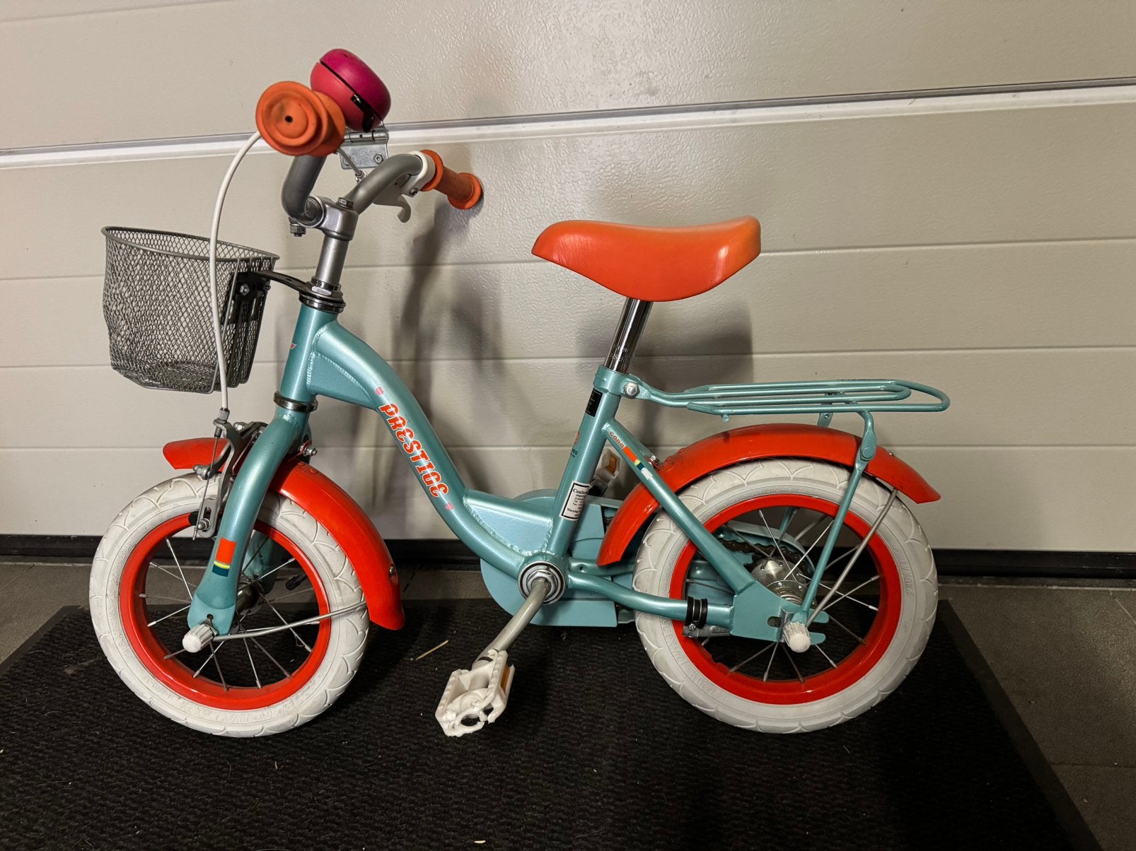 Vélo pour enfants 12 pouces, Stabilisateurs, Frein à rétropédalage, Enlèvement, Utilisé