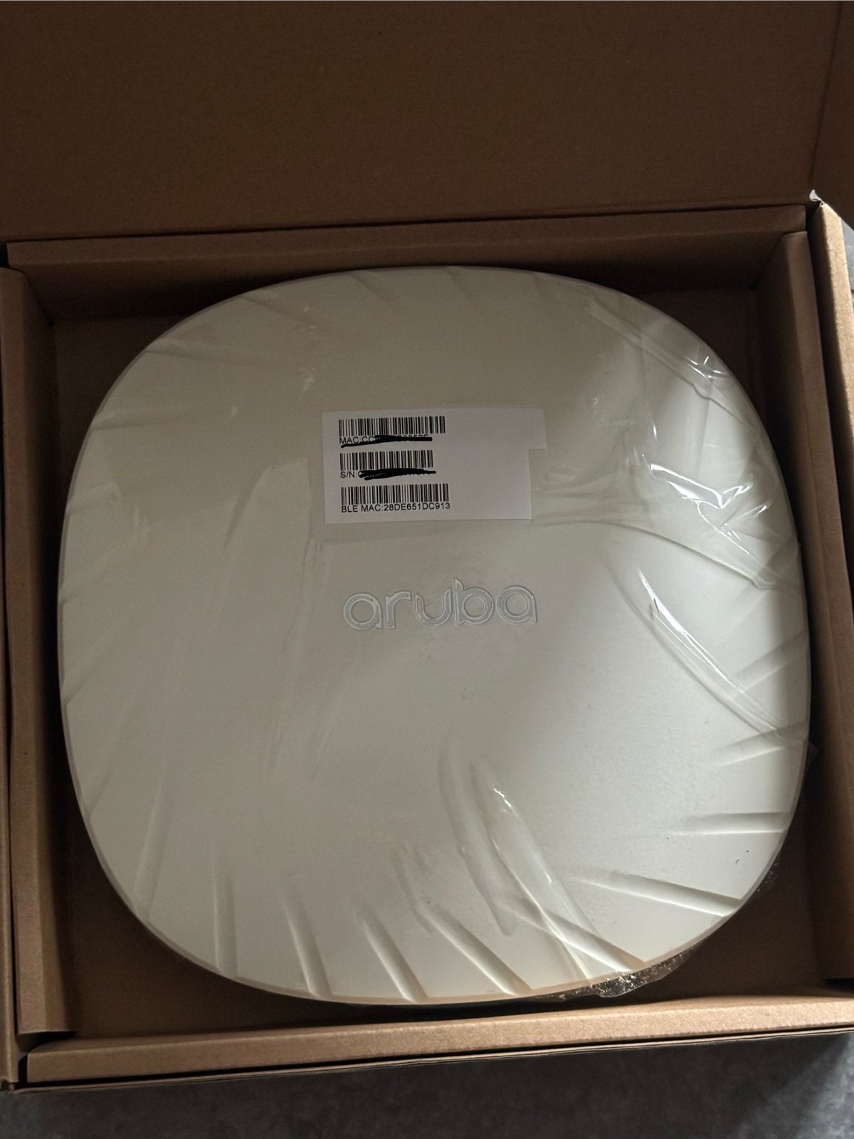 2x HPE Aruba AP-515 WiFi 6 Q9H62A neufs, Enlèvement ou Envoi, Comme neuf