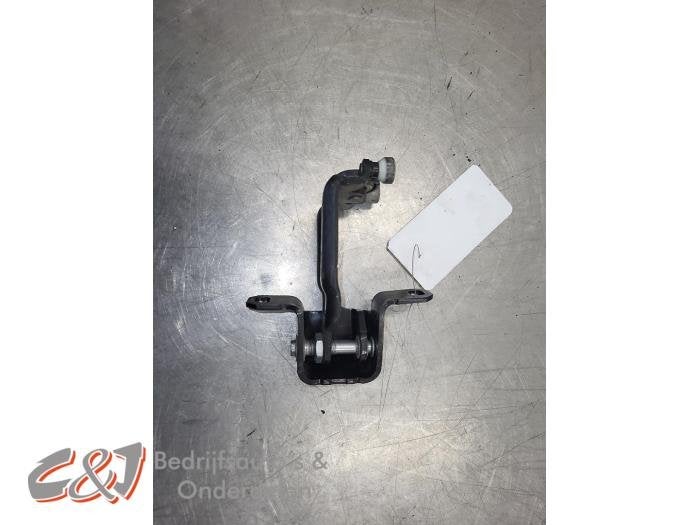 Roulette porte coulissante droite d'un Mercedes Vito (9744), 3 mois de garantie, Utilisé, -, -