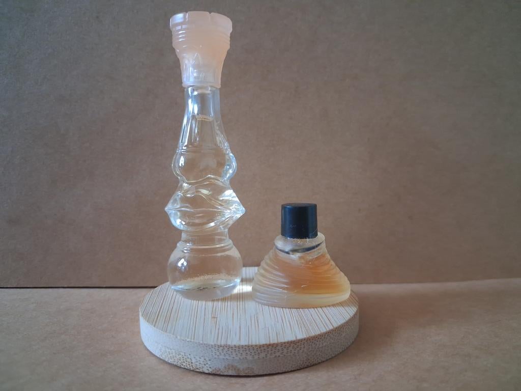 Mini parfums vintage lot verre gravé collection faire offre, Collections, Parfums, Comme neuf, Miniature, Plein, Enlèvement ou Envoi