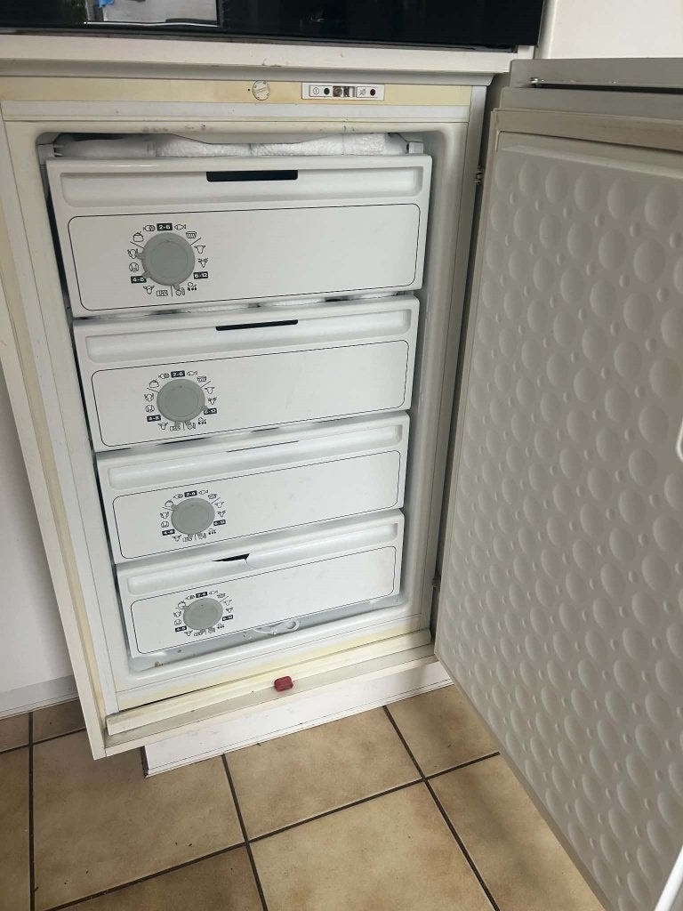 diepvries inbouw Siemens, Elektronische apparatuur, Gebruikt, Minder dan 60 cm, Inbouw, Ophalen