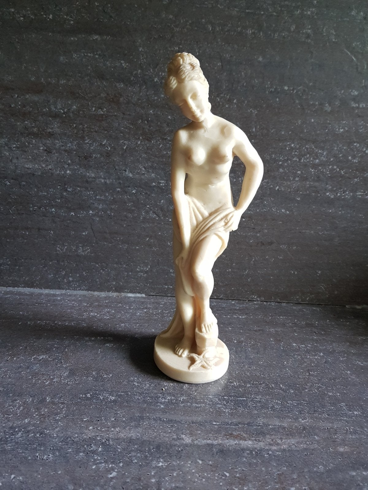 Beeldje dame, 22cm, wit, goede staat, Antiek en Kunst, Ophalen, Wit
