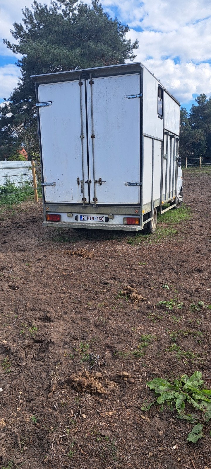 iveco 2 paards paardenwagen, Animaux & Accessoires, Enlèvement, Utilisé, Autres types