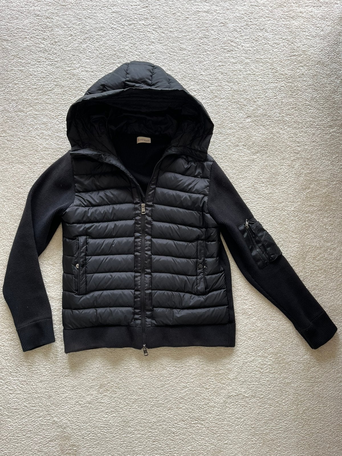 Zwarte moncler cardigan jas, Verzenden, Gedragen, Maat 52/54 (L), Zwart