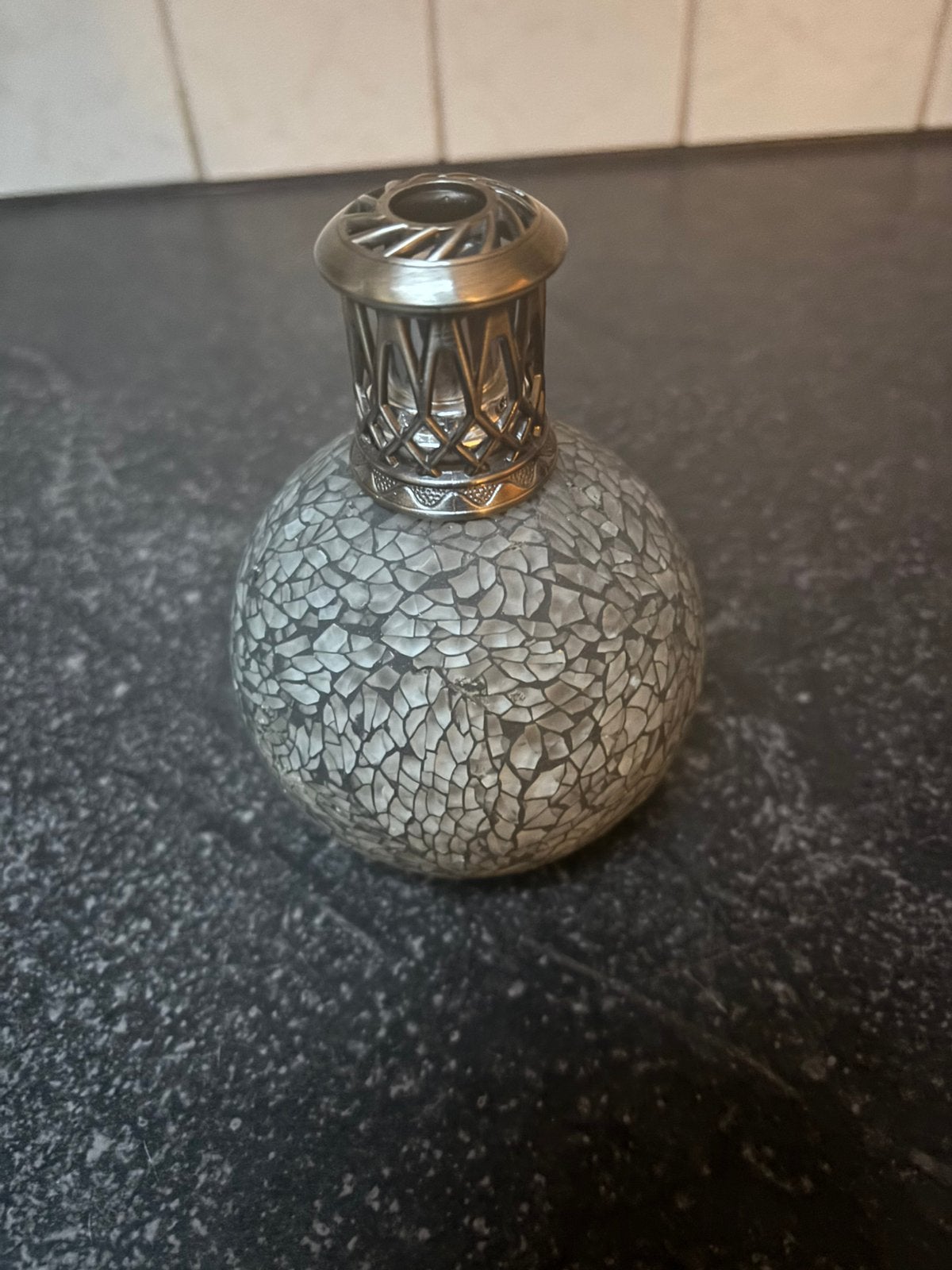 Geurbrander mozaïek, Ophalen, Zo goed als nieuw