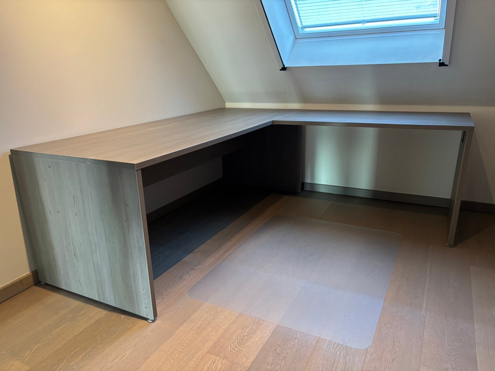 Bureautafel, Huis en Inrichting, Ophalen, Zo goed als nieuw