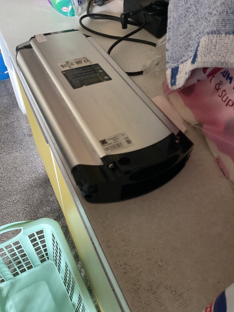 Fietsbattery met oplader, Fietsen en Brommers, Ophalen, Gebruikt
