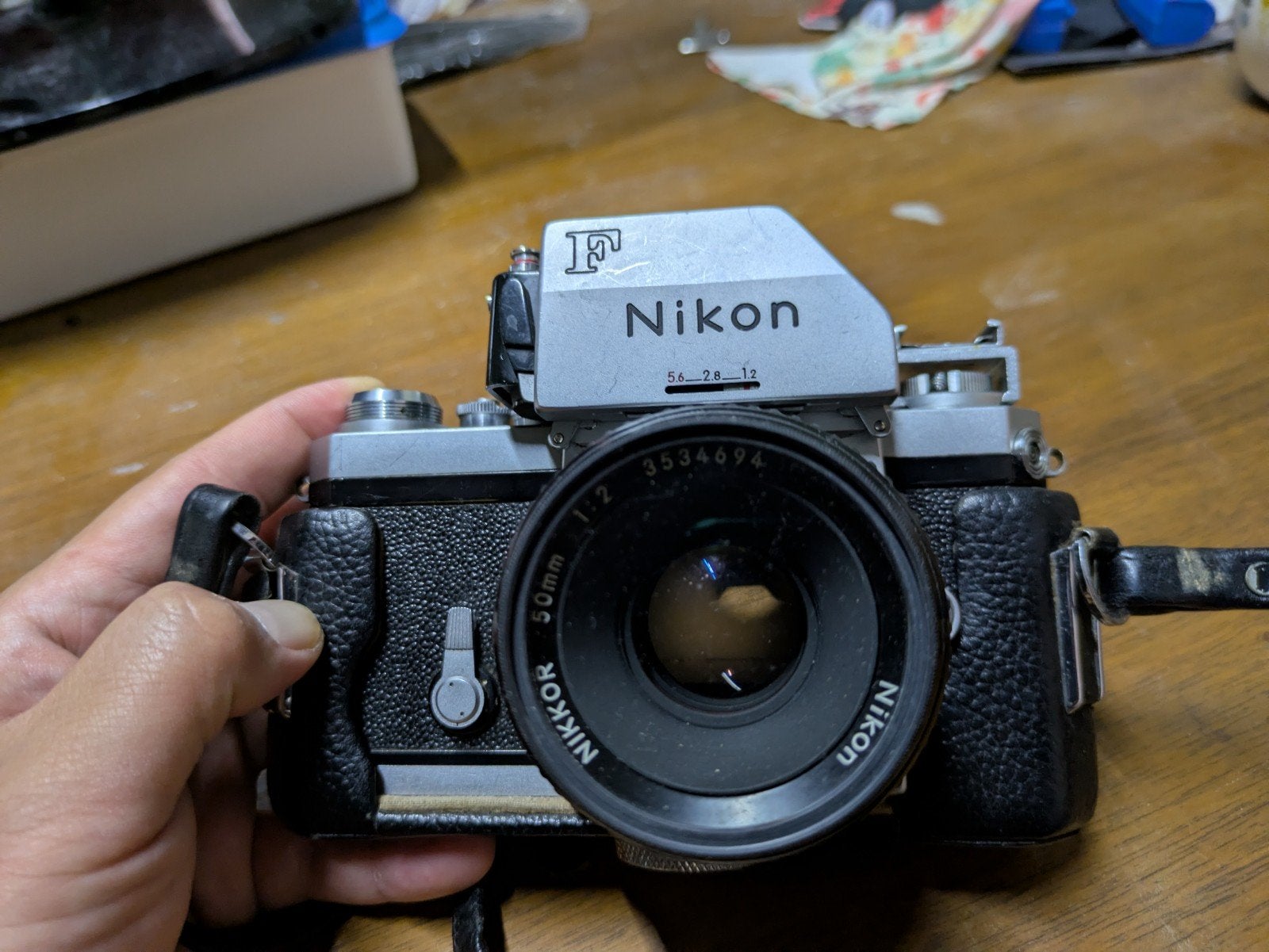 Nikon F, Ophalen, Nikon