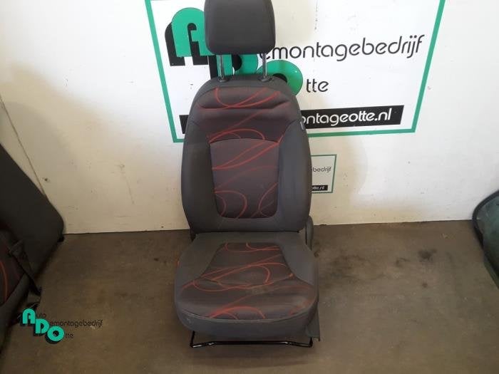 Stoel links van een Chevrolet Spark, Auto-onderdelen, Gebruikt, -, Ophalen of Verzenden, -