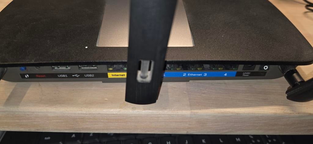 Router Linksys ea6900, Ophalen