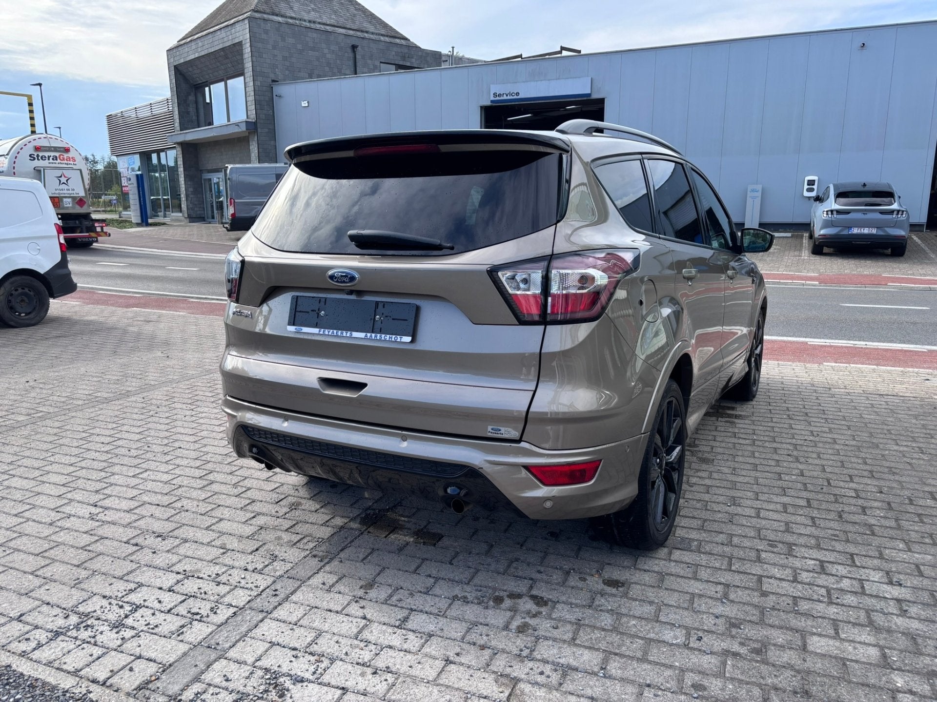 Ford Kuga ST-LINE / 1.5 ECOBOOST / 150 PK (bj 2019), Auto's, Ford, Overige kleuren, 180 g/km, Kuga, 150 pk