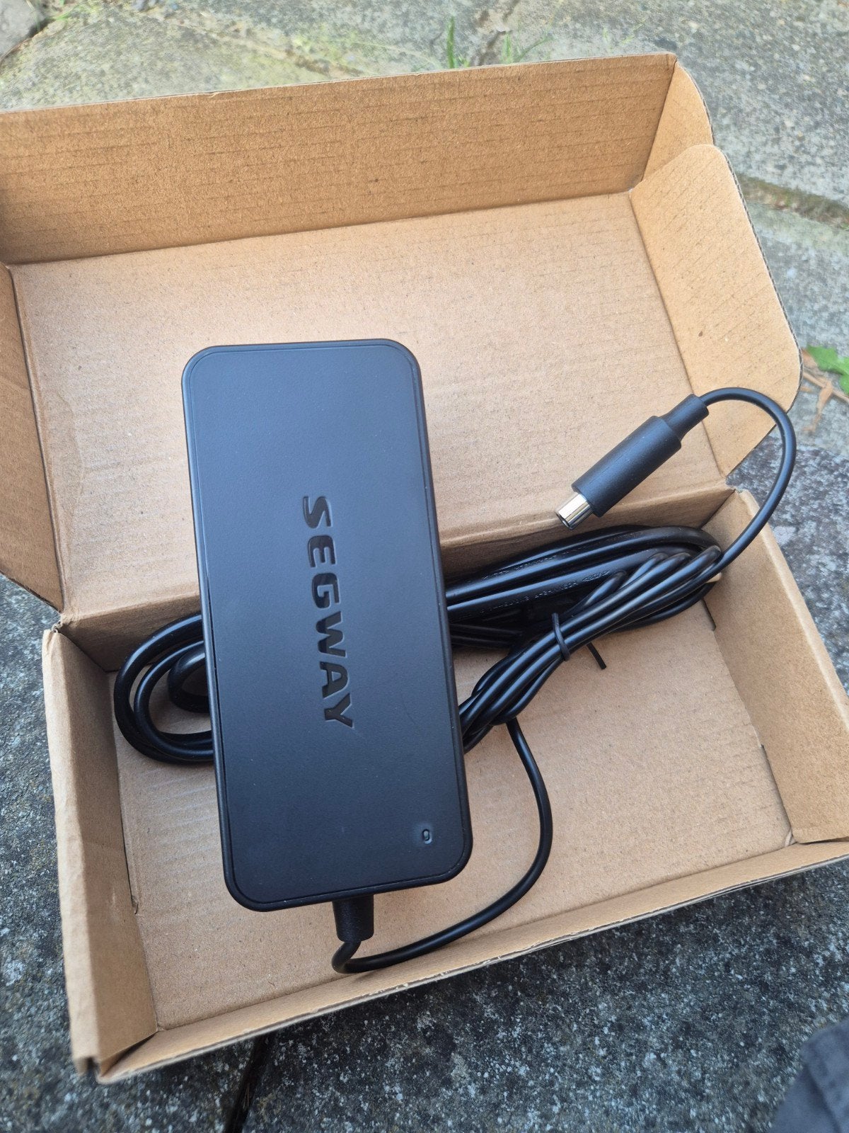Chargeur trottinette électrique Segway, Vélos & Vélomoteurs, Enlèvement ou Envoi, Neuf