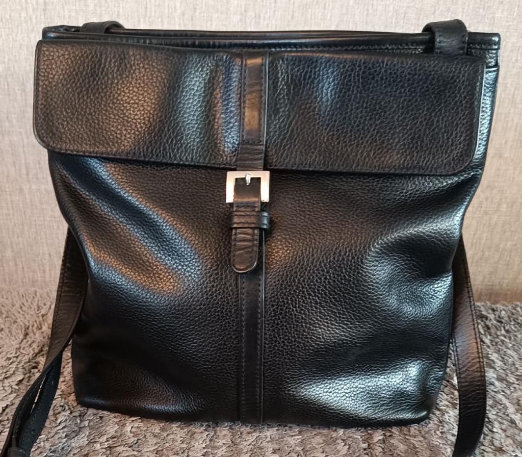Sac Longchamp bandoulière noir, Enlèvement ou Envoi, Comme neuf, Noir, Sac à main