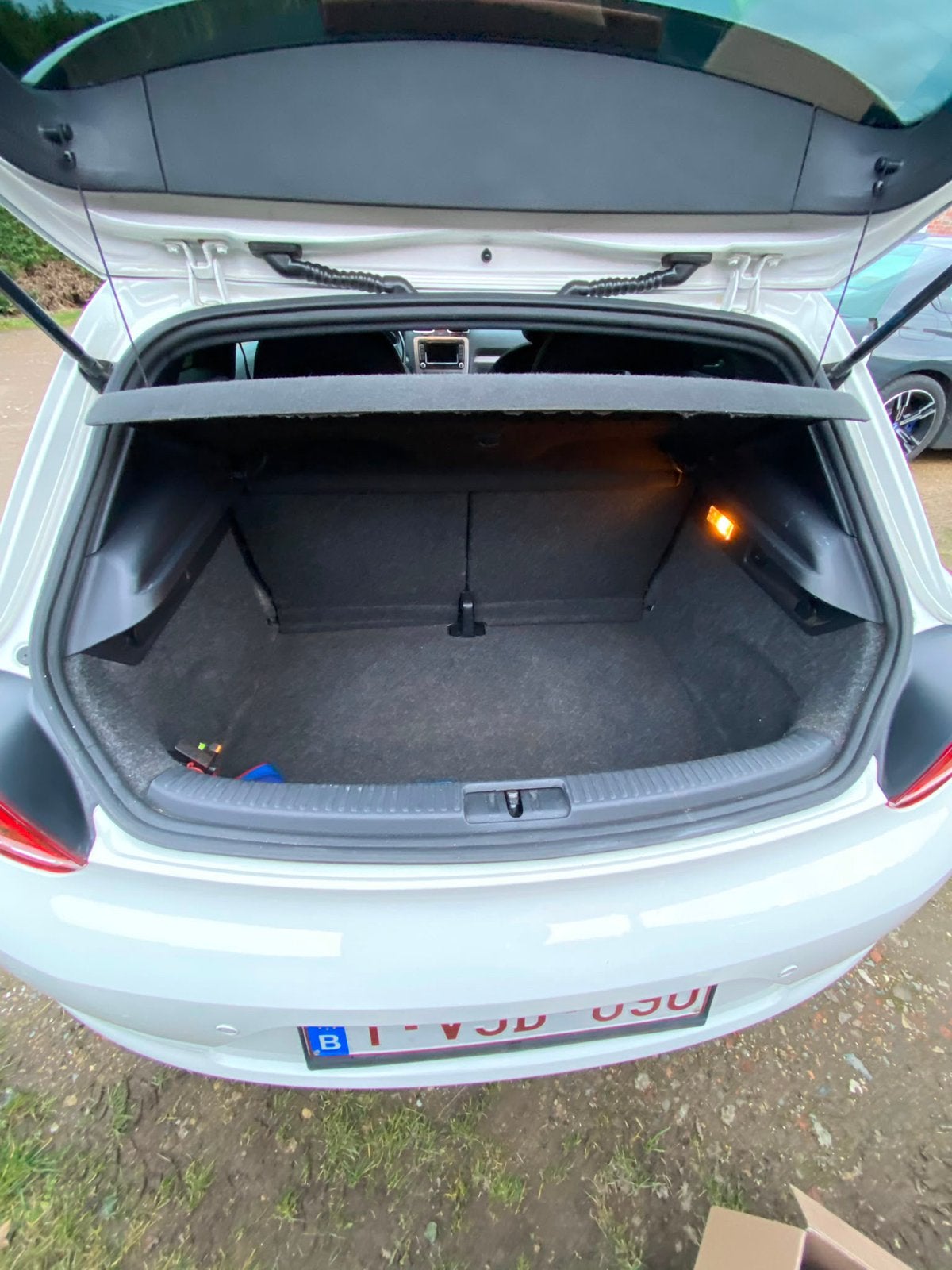 Volkswagen Scirocco, Autos, Cuir, Euro 5, 155 kW, Noir