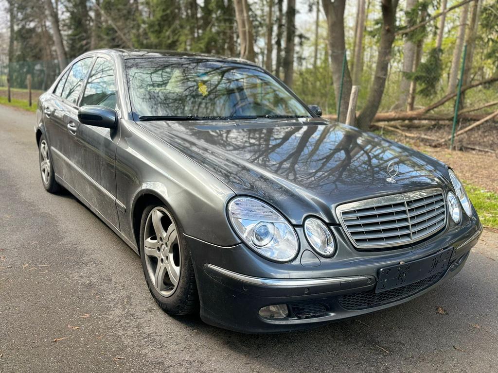 Mercedes E220 CDI automaat 2004 rijd perfect, Automaat, Leder, 5 deurs, Particulier