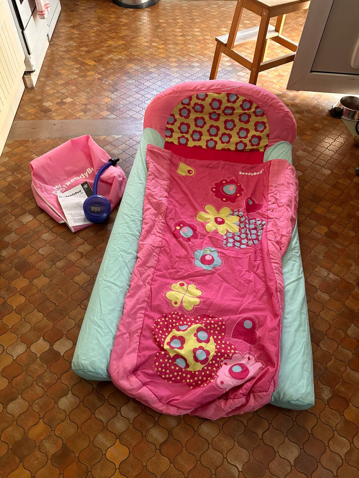 Lit matelas gonflable enfant, Enlèvement, Comme neuf