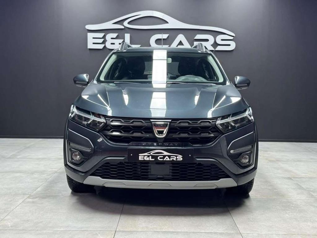 Dacia Sandero Sandero Stepway 1.0 TCe Stepway *12 mois de ga, Autos, Argent ou Gris, Achat, Euro 6, Entreprise