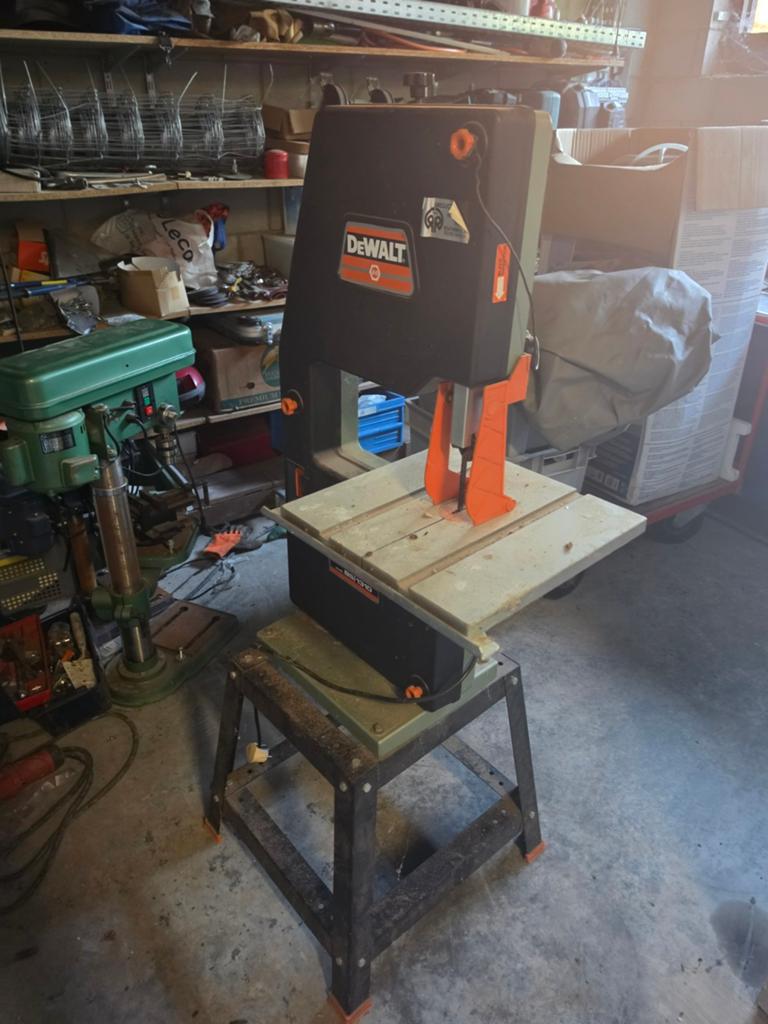 Lintzaag dewalt, Ophalen, Lintzaag