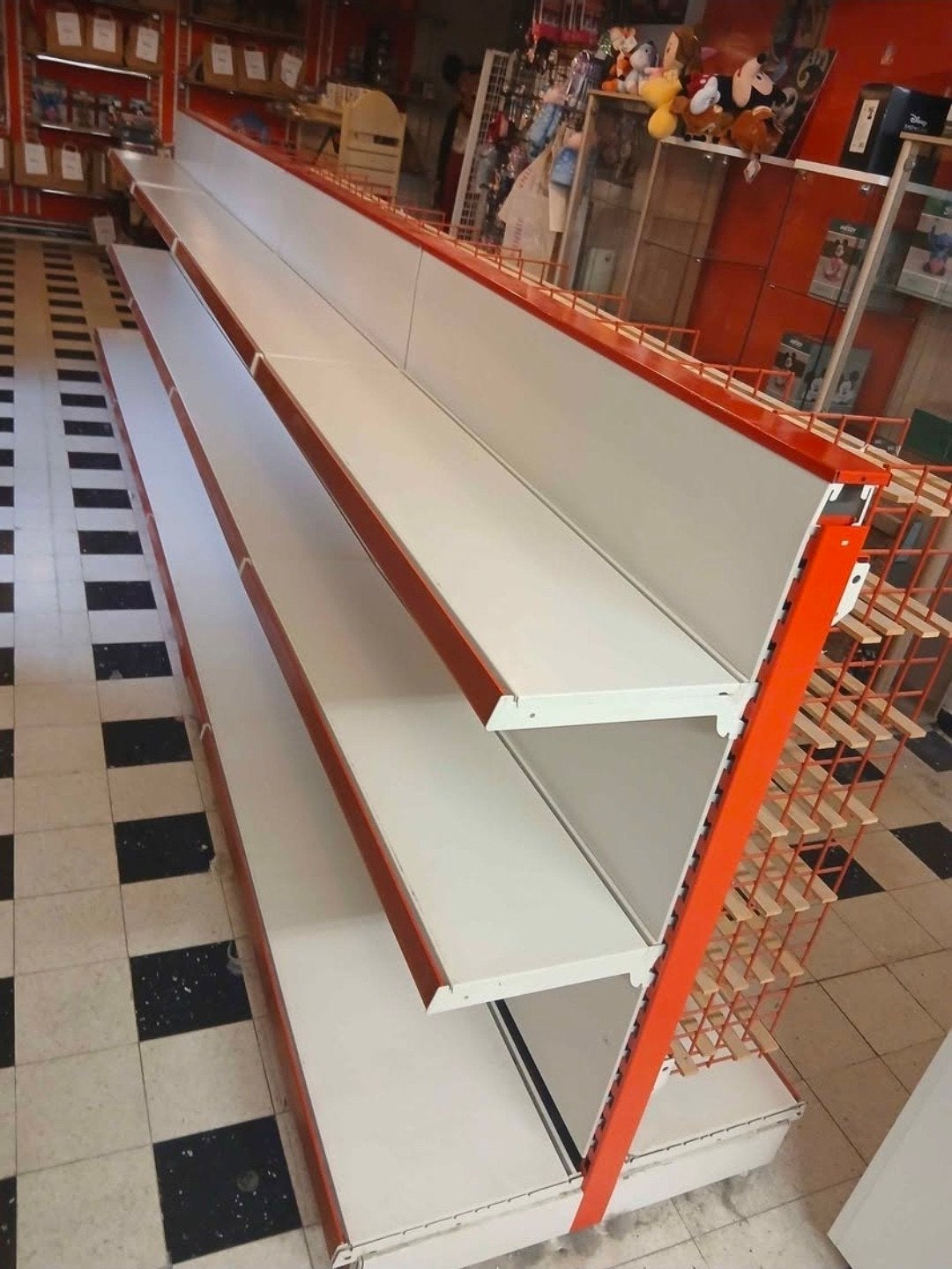 5 meter dubbelzijdige rekken, Ophalen