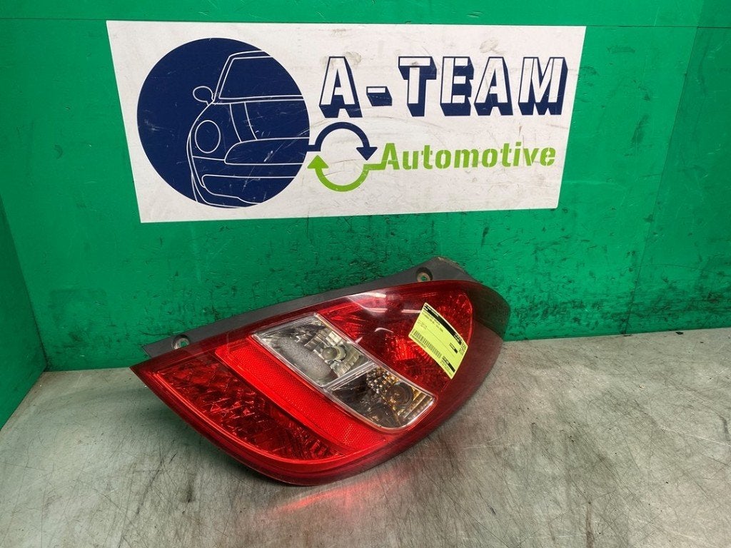 FEU ARRIÈRE DROIT Hyundai i20 (|924021J000|), Autos : Pièces & Accessoires, Hyundai Motor Deutschland GmbH, Kaiserleipromenade 5
63067  Offenbach am Main, DE