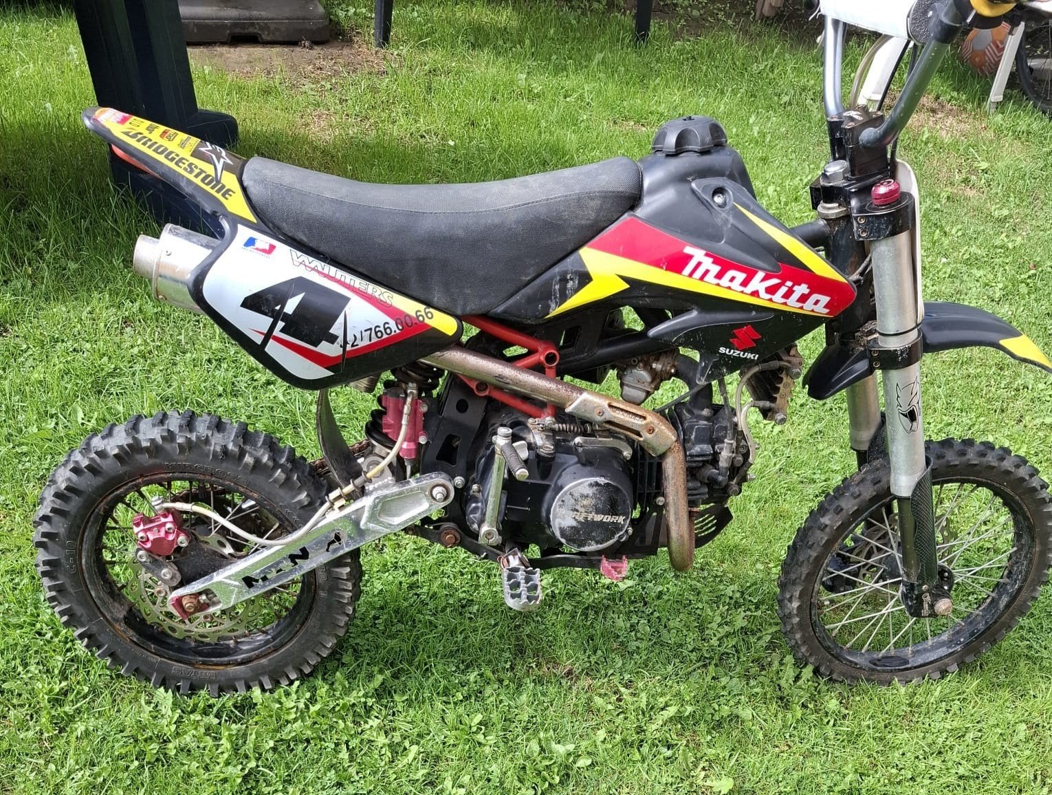 makita pitbike 140cc, Fietsen en Brommers, Pitbike, Makita, Schijfrem, Ophalen