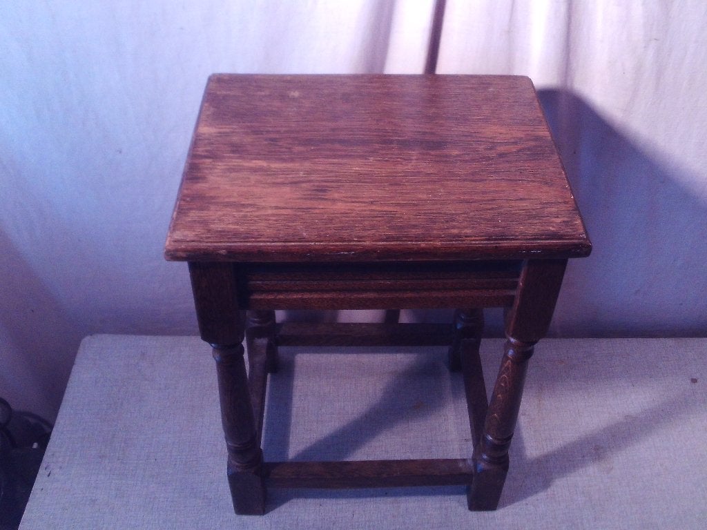 Mooi Retro Houten Bijzettafeltje - 31x24x41, Ophalen of Verzenden, Huis en Inrichting