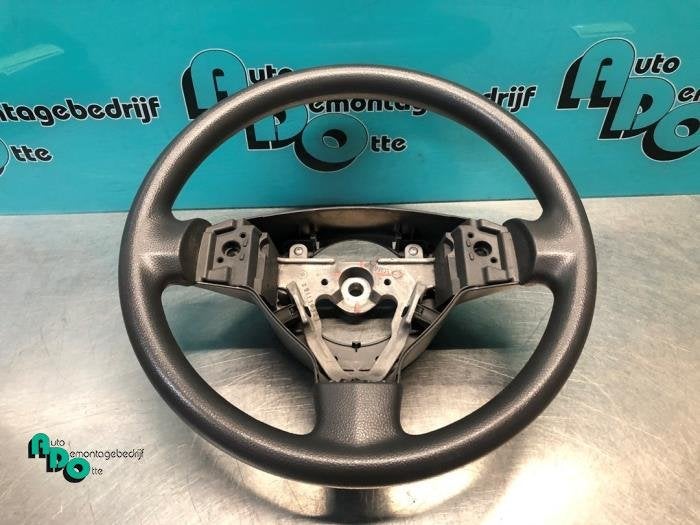 Volant d'un Nissan Pixo (Pixo 09-), -, 3 mois de garantie, Utilisé, -