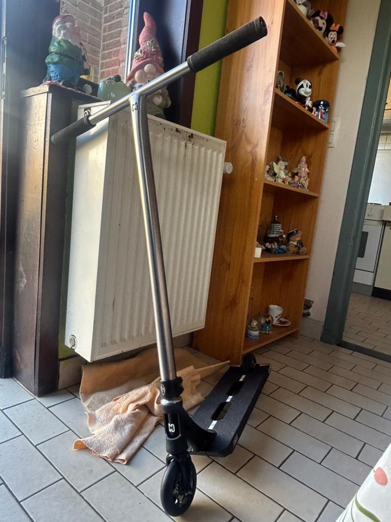Custom core stuntstep nieuw, Fietsen en Brommers, Ophalen