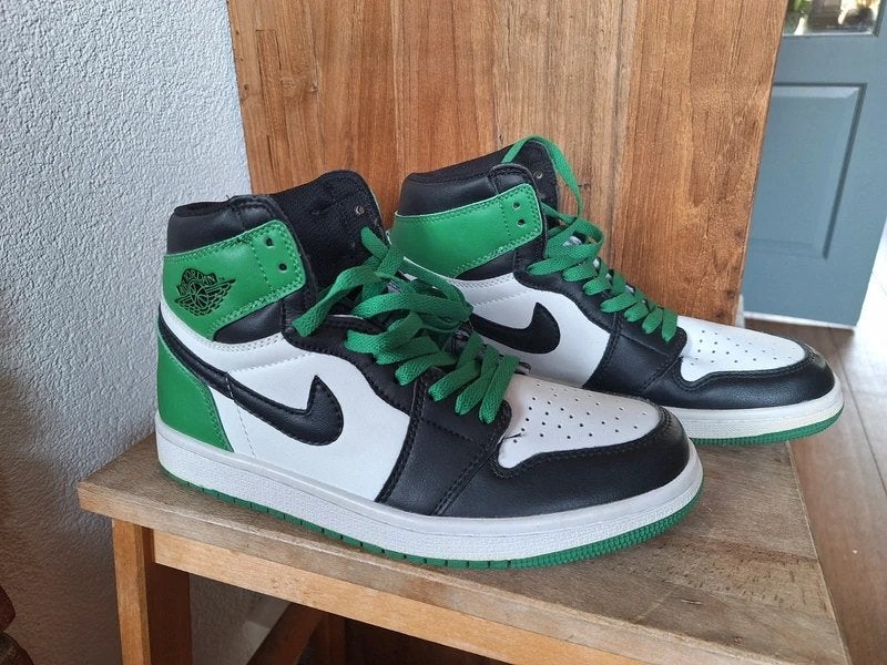 Nike Air Jordan 1 originale rétro high et vert porte-bonheur, Neuf, Enlèvement ou Envoi, Nike, Baskets